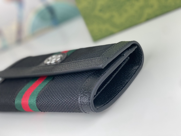 グッチ財布コピー内部構造